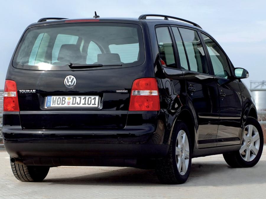 Volkswagen Touran 2.0 EcoFuel 2006 года  (фото 13 из 21)